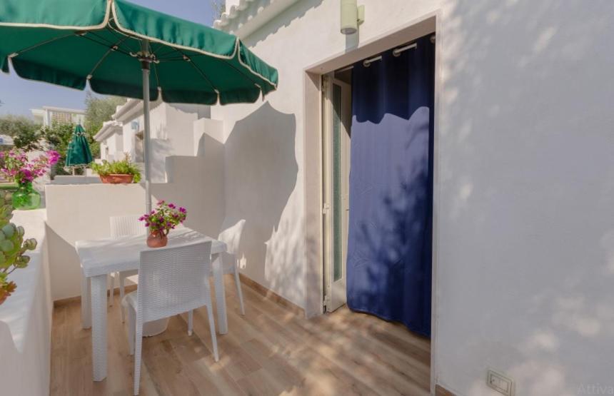 Hotel Il Melograno Маттината Экстерьер фото
