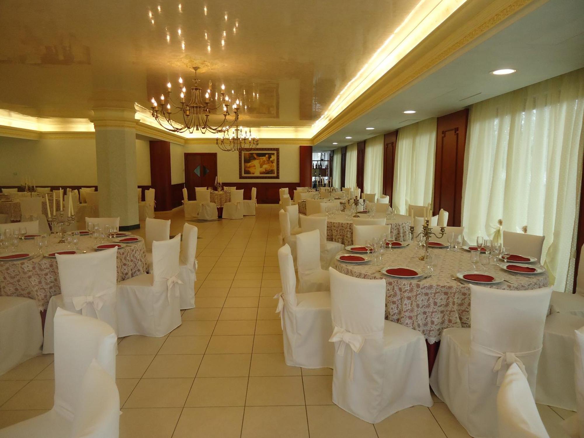 Hotel Il Melograno Маттината Экстерьер фото